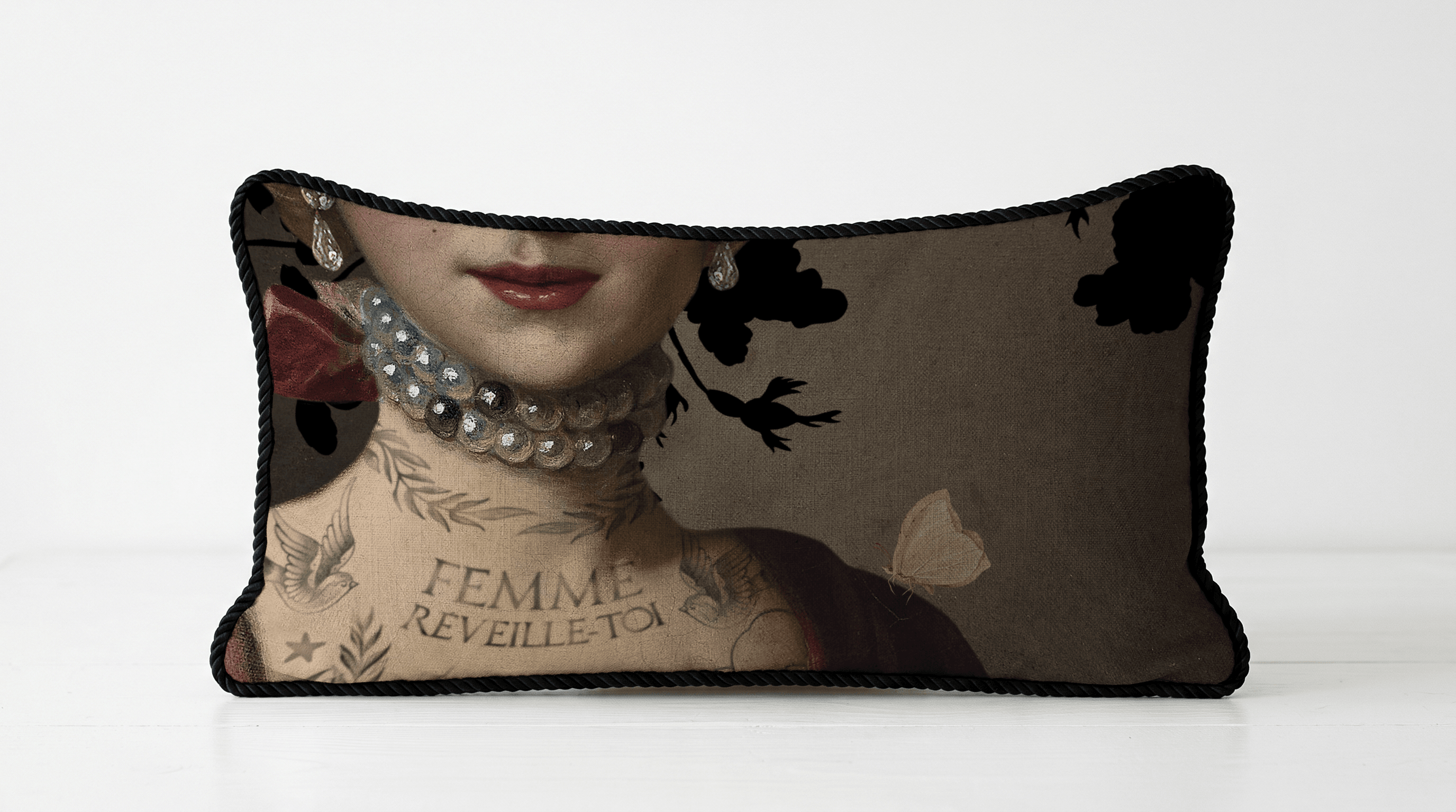 Cushions · OLYMPE DE GOUGES
