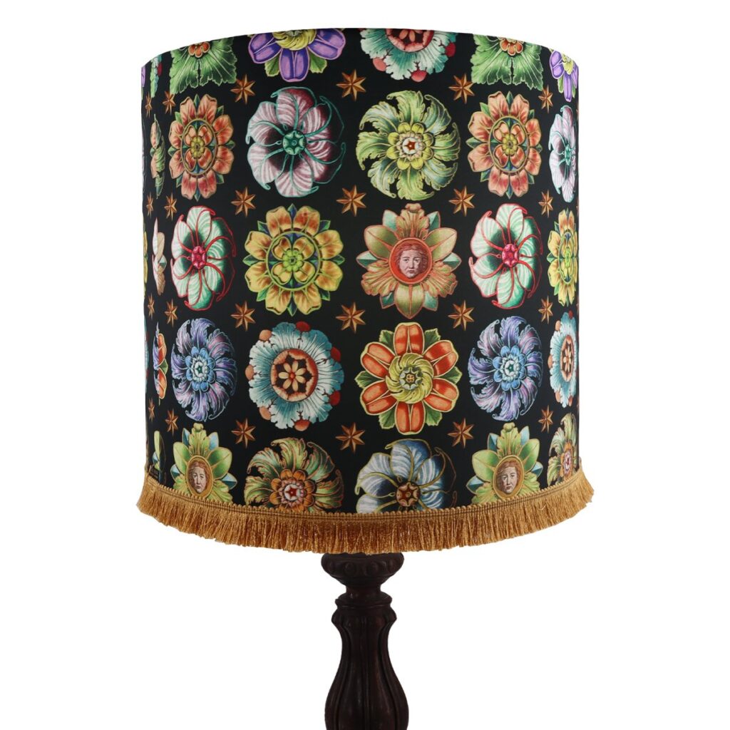 ABAT JOUR TAMBOUR 40X36CM AVEC FRANGE ROSACES